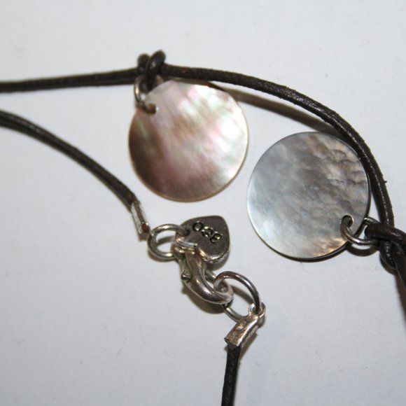 🤎🐚🌿 American Eagle Shell Necklace on Brown Leather Cord (30") - Picture 2 of 5